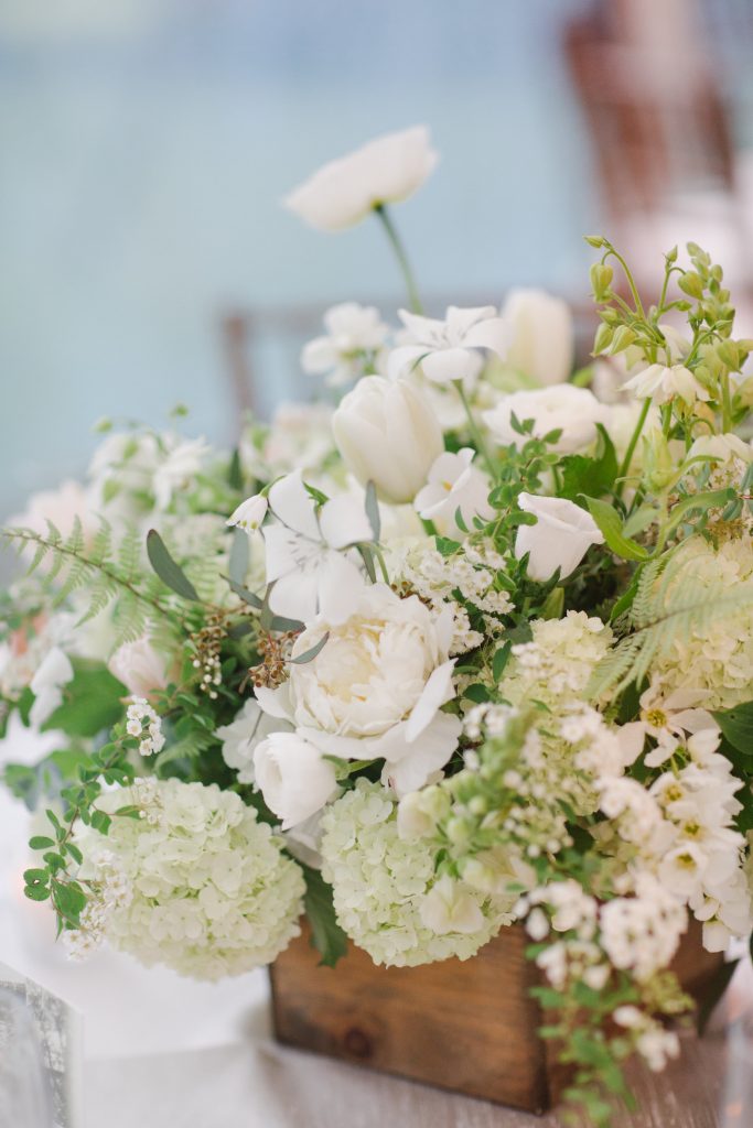 Spring Backyard Wedding | Philadelphia | Florals by Love 'n Fresh Flowers | Photo by Asya Photography