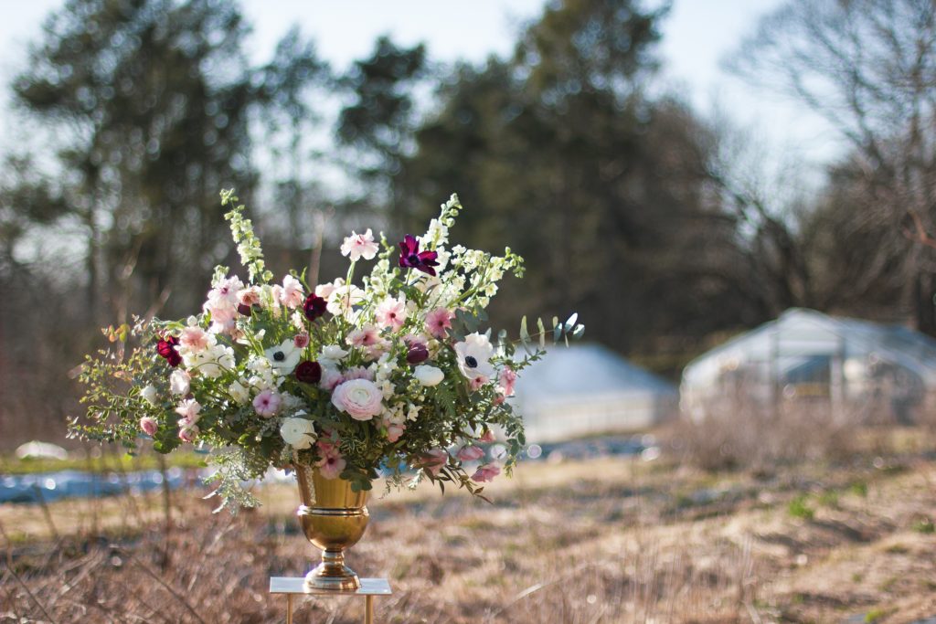 Horticulture Center Spring Wedding || Designing the Focal Arrangement at the Farm || Flowers and photo by Love 'n Fresh Flowers