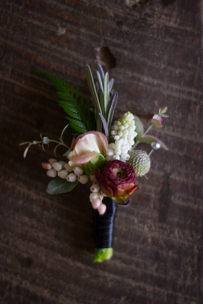 Horticulture Center Spring Wedding || Spring boutonniere for the groomsmen || Flowers and photo by Love 'n Fresh Flowers